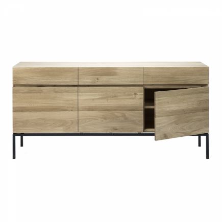 Una puerta abierta Aparador Madera y Metal Ligna tamaño grande
