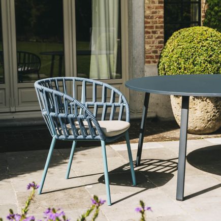 Foto en Ambiente de Stackable Dining Armchair patas Aluminio‘Cala’
