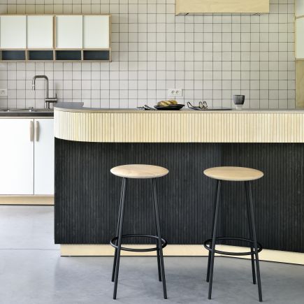 Baretto Oak Stool | Procomobel