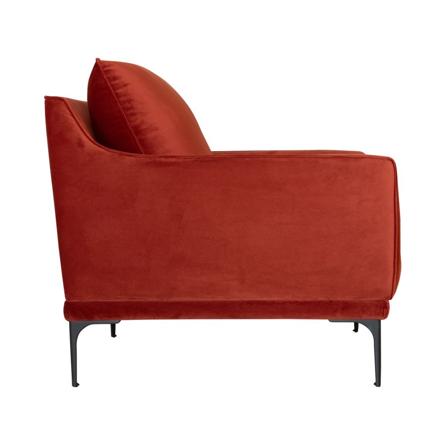 Red Velvet 'Bernabé' Armchair
