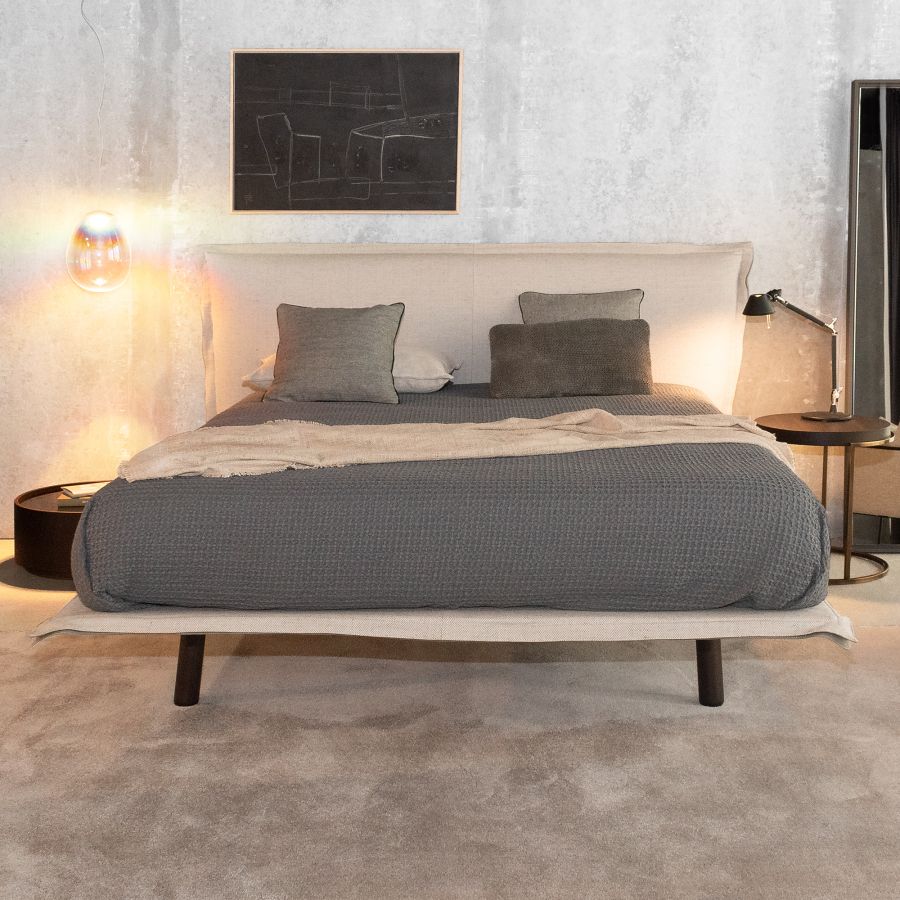 Aladdin' Upholstered Bed