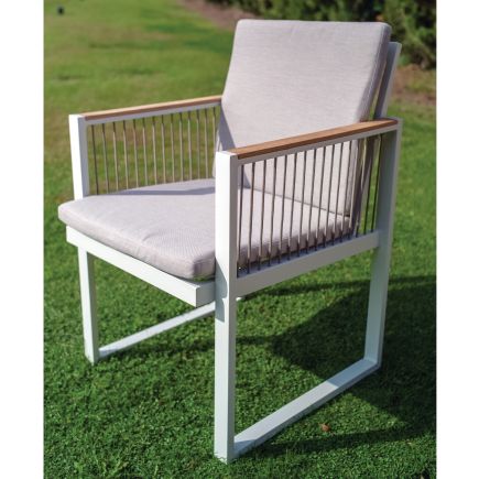 Imagen de Detalle Sillón Comedor con Cojín ‘Lis’ Blanco