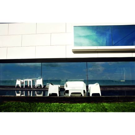 Foto en Ambiente de Sillón con Brazos de Exterior ‘Solid’