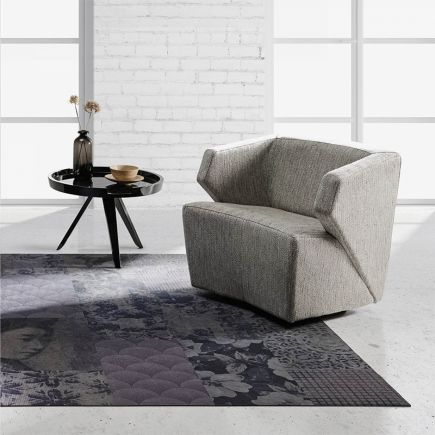 Balus Swivel Base Chair | Procomobel