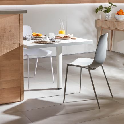 Foto en Ambiente en Comedor de la Silla de Comedor ‘Whatts’ Gris