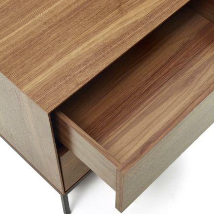 Imagen de Detalle Cajón Mesita de Noche Madera ‘Vedrana’ Nogal