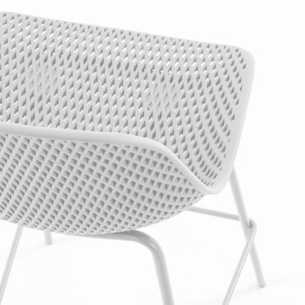 Imagen de Detalle Taburete Exterior 65H ‘Quinby’. Color: Blanco