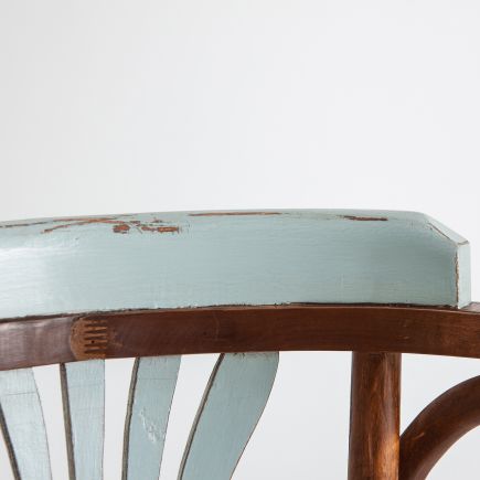 Detalle Silla de Comedor de Madera Redon