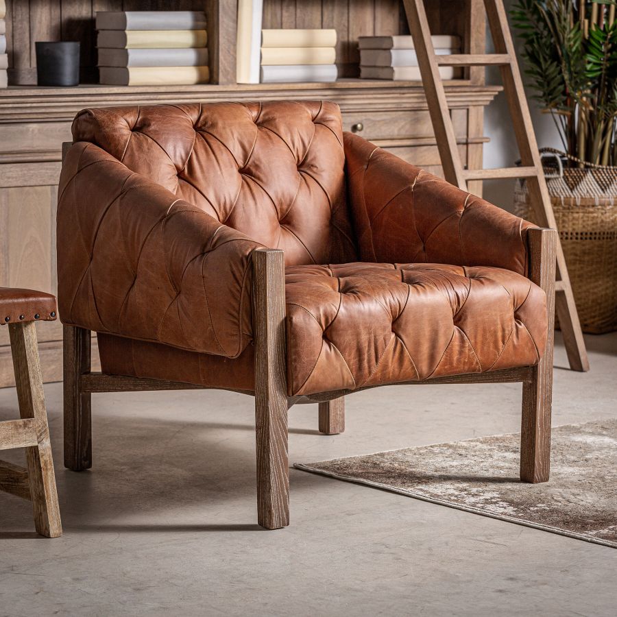 Leather Armchair 'Pouget'