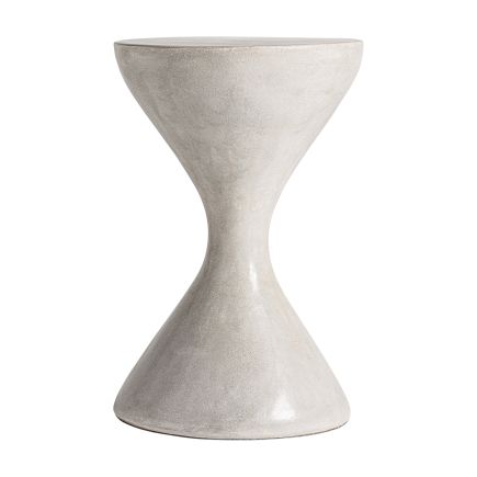 Vista Frontal Taburete en Cemento Blanco Christophe
