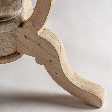 Detalle Mesa Auxiliar de Madera Barthe