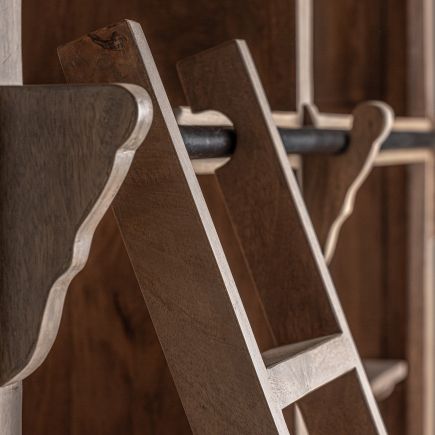 Imagen de Detalle Escalera Libreria Madera de Mango Ollier