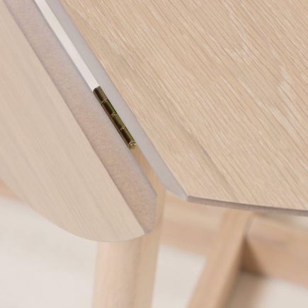 Imagen de Detalle Esquina Mesa Extensible Madera ‘Maryse’ Natural