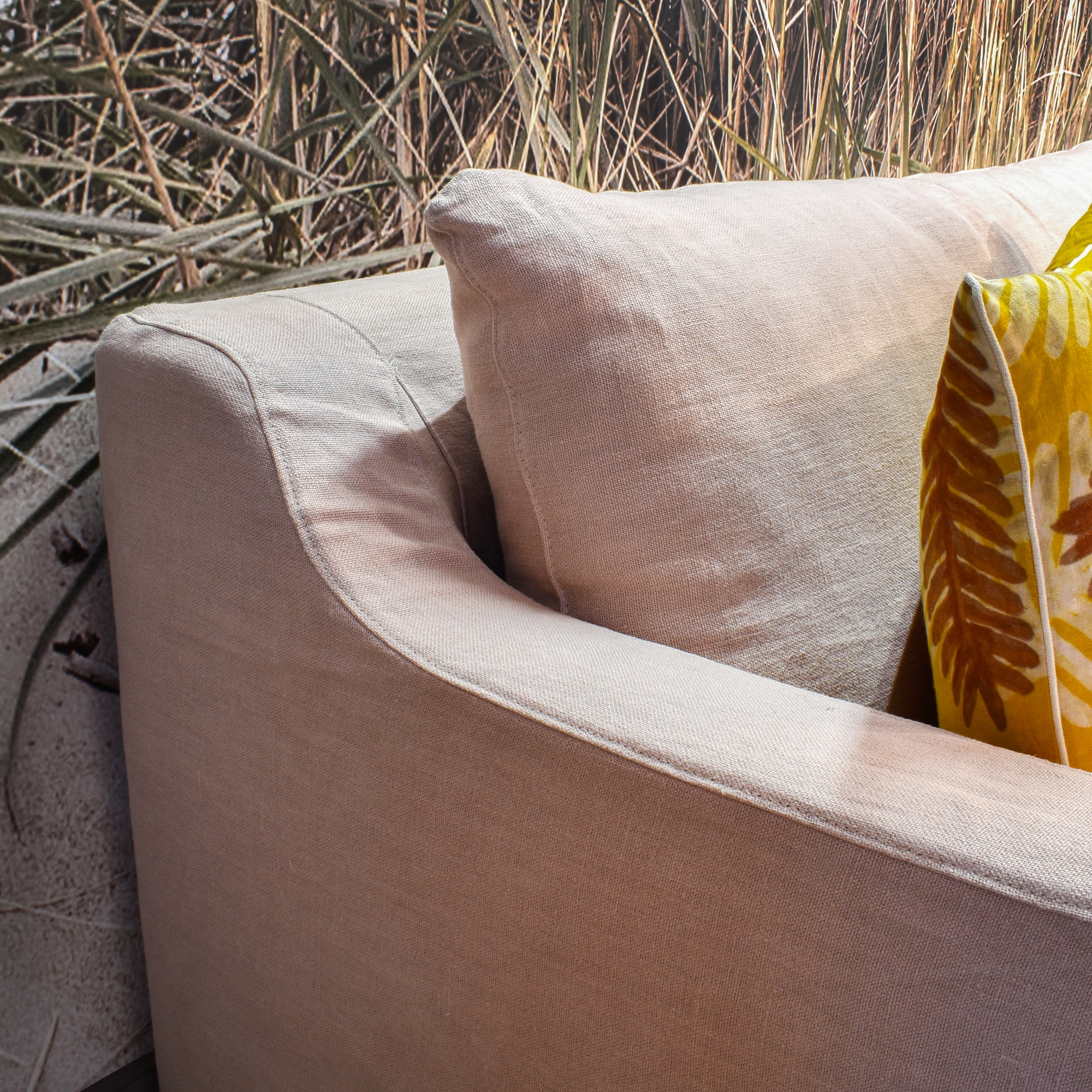Natural Linen Sofa 'Volga