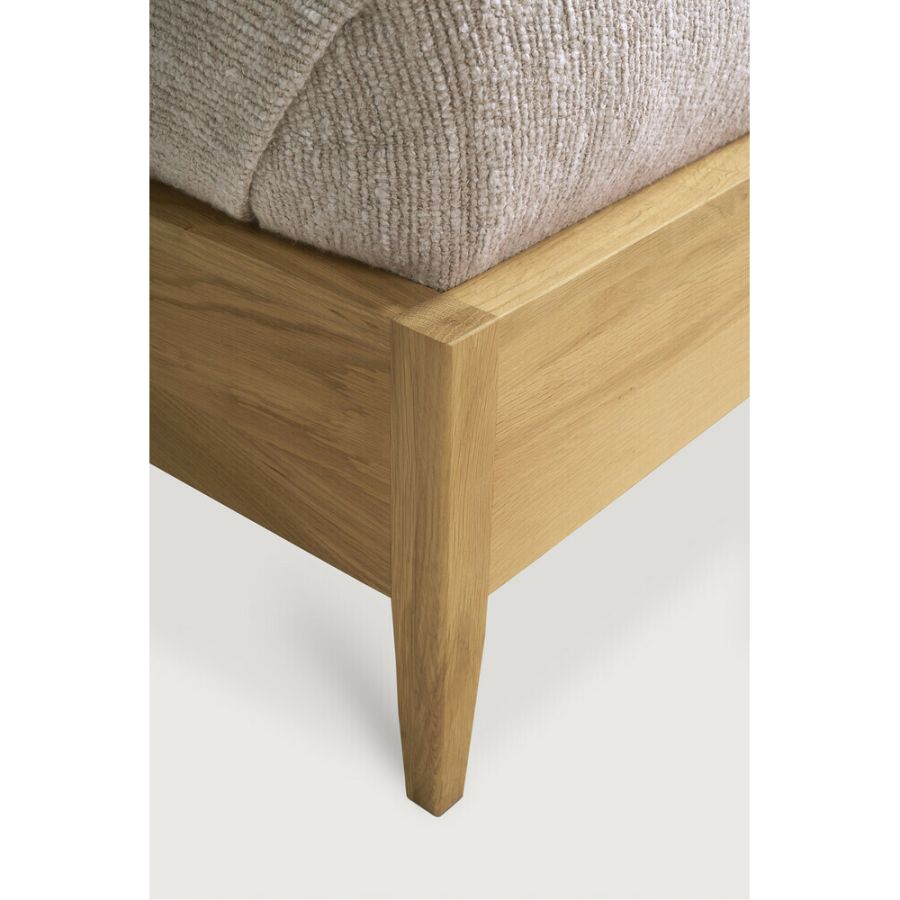 Single Bed Oak 'Spindle' Single Bed