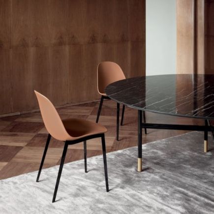 Triangular Metal Legs Chair Mood | Procomobel