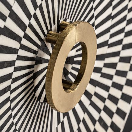 Imagen de Detalle Tirador Buffet de Metal y Madera Le Gal
