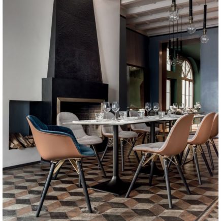 Upholstered chair with wooden legs Mood | Procomobel