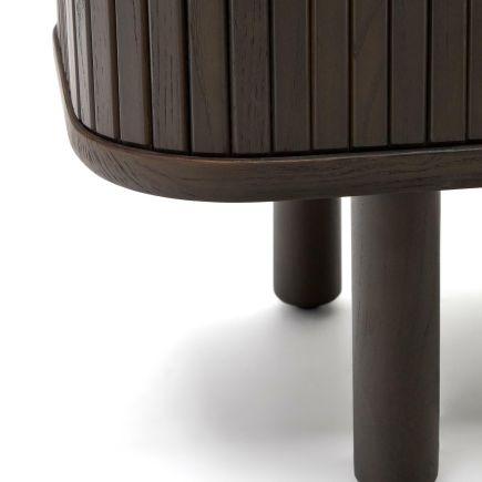 Imagen de Detalle Patas Mueble TV Chapa de Fresno ‘Mailen’ Negro