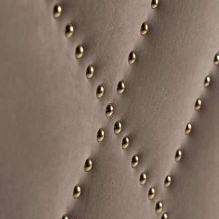 Imagen de Detalle Tachas Cabecero Matrimonio Tapizado Pellerin