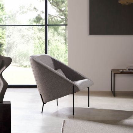 Berardis Tilted Armchair | Procomobel