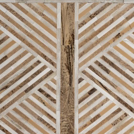 Imagen de Detalle Armario Madera de Mango Rouault