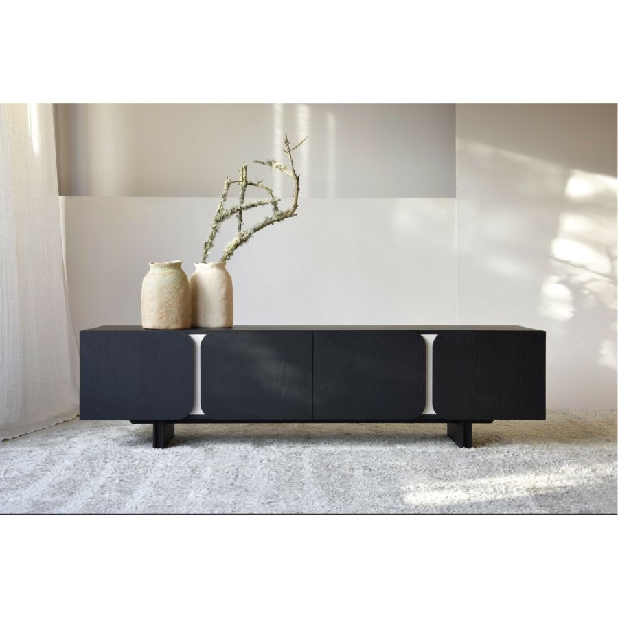 Black Oak TV cabinet 'Palawa'
