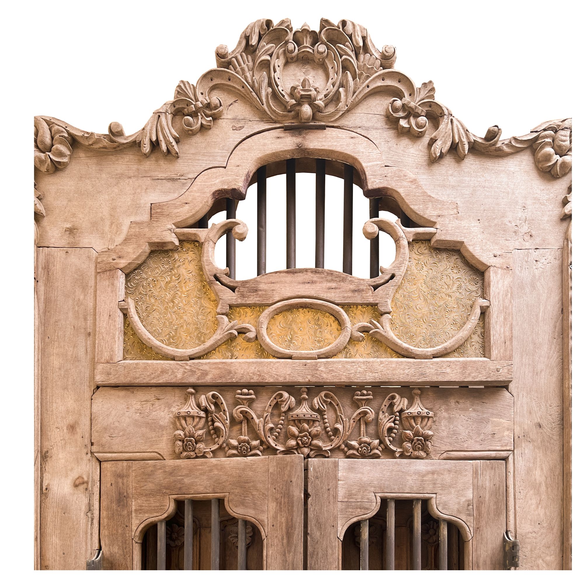 Puerta Antigua y Columnas de Teca ‘Manas’