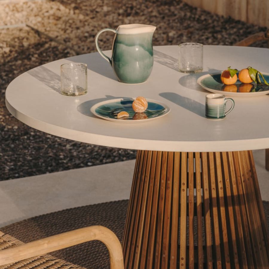 Round Outdoor Dining Table 'Alcaufar'