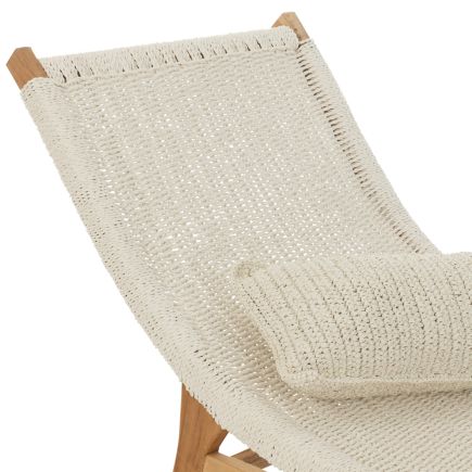 Imagen de Detalle Respaldo Tumbona Blanca de Madera ‘Badea’