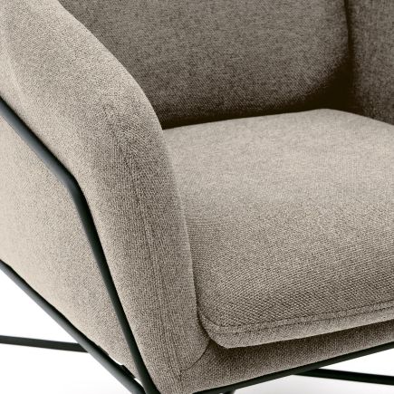 Imagen de Detalle Cerca Butaca con Brazos Tapizada ‘Brida’ Beige