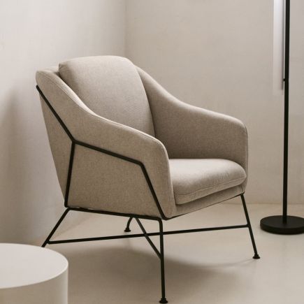 Foto en Ambiente Butaca con Brazos Tapizada ‘Brida’ Beige
