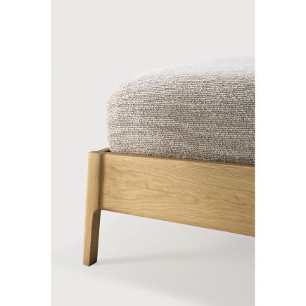 Imagen de Detalle Pata Cama en Roble Air
