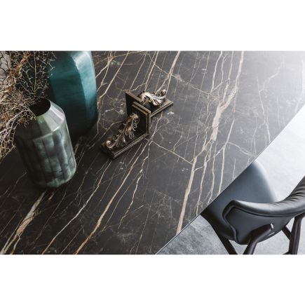 Detalle Mesa Comedor Keramik ‘Skorpio’ Rectangular
