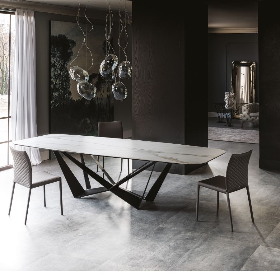 Keramik 'Skorpio Sagomada' Dining Table