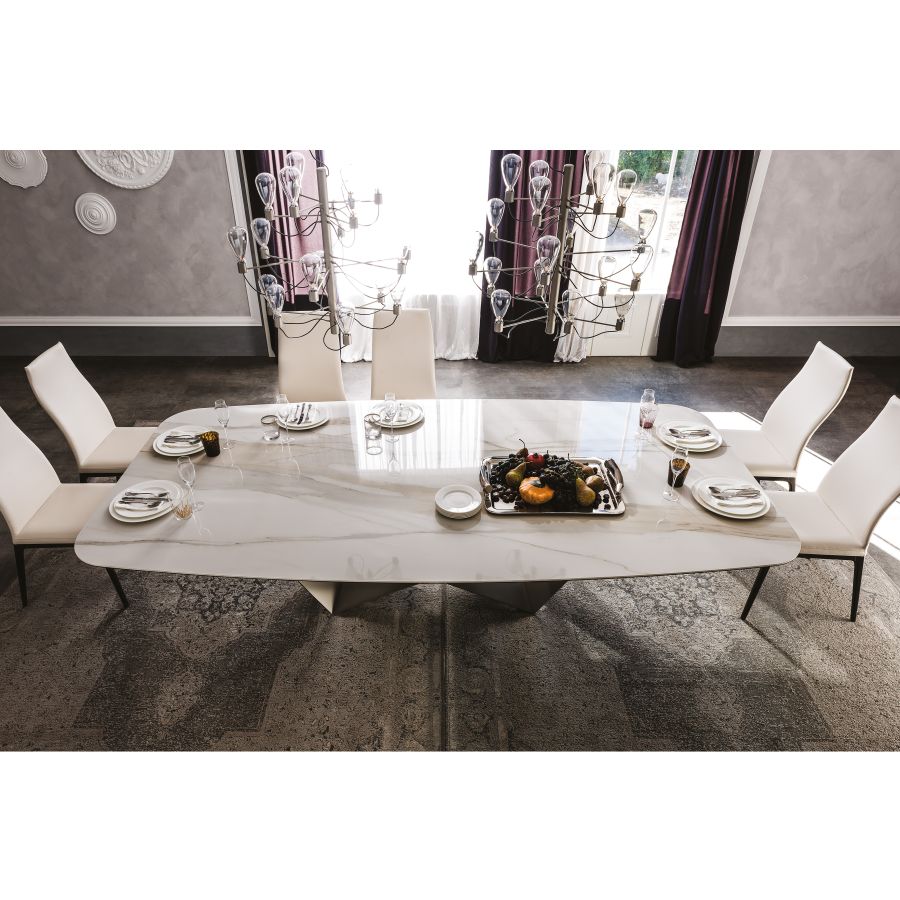 Keramik 'Skorpio Sagomada' Dining Table