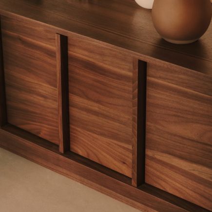 Foto en Ambiente Salón Cerca Mueble TV Chapa de Nogal ‘Onix’