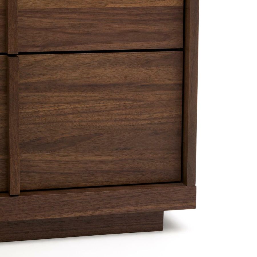 Onix' Walnut Chest of Drawers