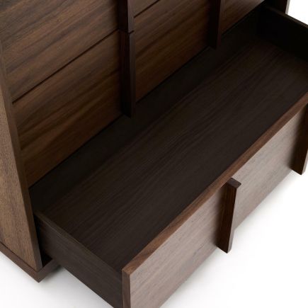 Imagen de Detalle Cajones Cómoda de Nogal ‘Onix’