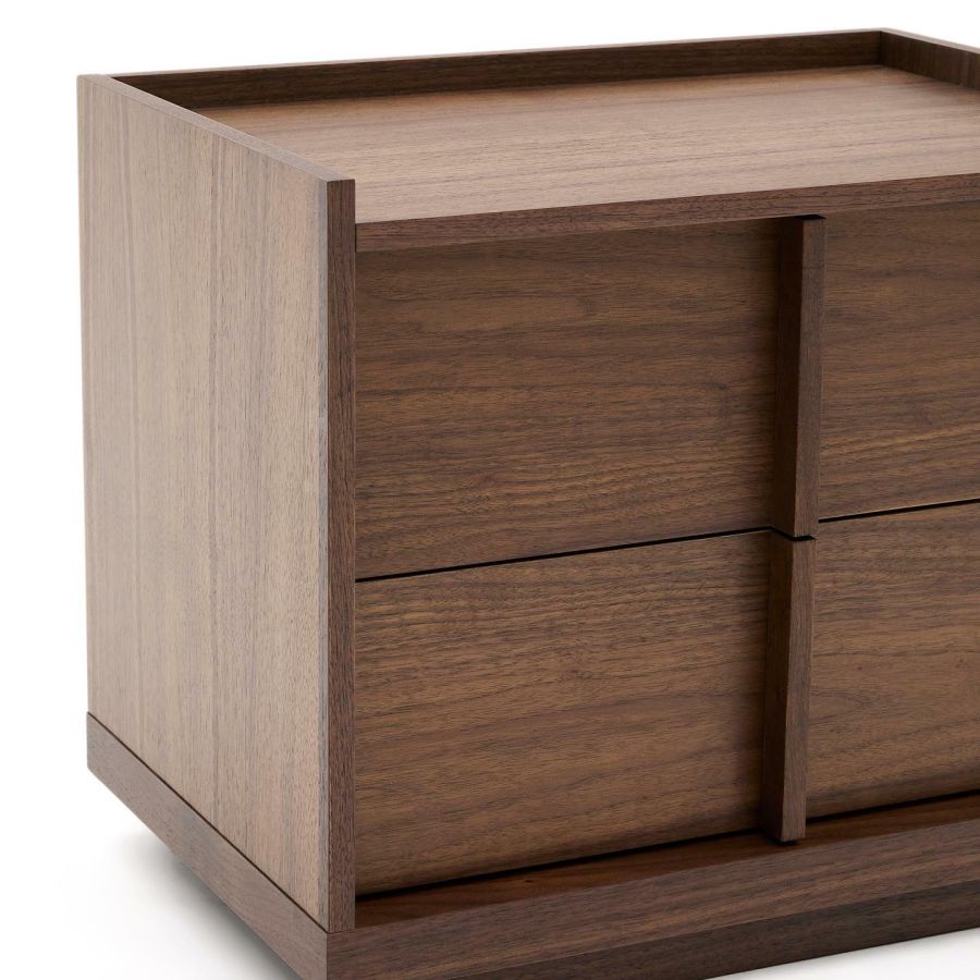 Onix' Walnut Nightstand