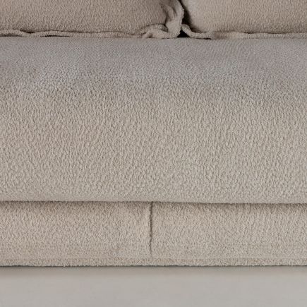 Imagen de Detalle Bajo Sofá Tapizado ‘Harvey’