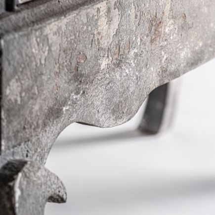 Imagen de Detalle Bajo Cómoda de Madera Gris ‘Breuil’