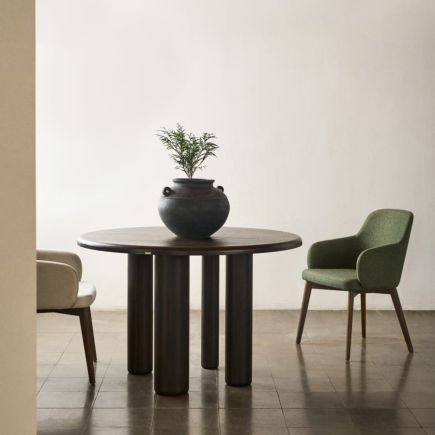 Foto en Ambiente Silla de Comedor Madera Nogal ‘Nelida’ verde