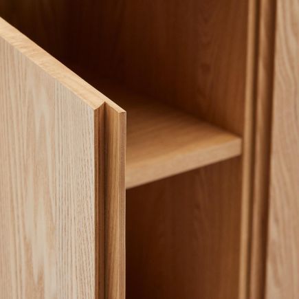 Imagen de Detalle Aparador de Madera ‘Salaya’ Puerta
