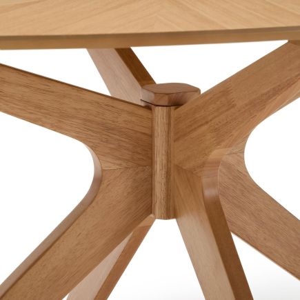 Imagen de Detalle Mesa de Comedor Ovalada ‘Naanim’ Roble