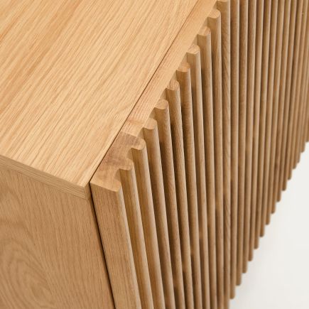 Detalle del sobre del Aparador de Madera ‘Beyla’
