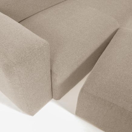 Imagen de Detalle Reposapiés Beige ‘Blok’ Cerca