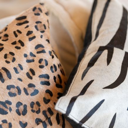 Imagen de Detalle Almohada Cebra Nagy