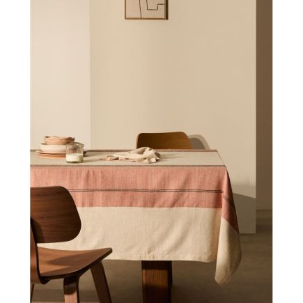 Foto en Ambiente Conjunto Mantel Lino Veliat