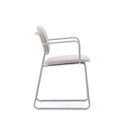 Vista Lateral Derecha Silla con Reposabrazos Tapizada Meli